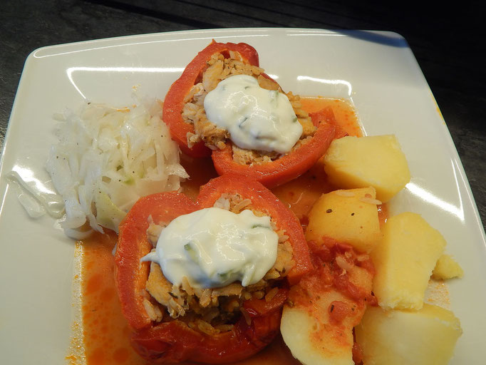 Gyros gefüllte Paprika