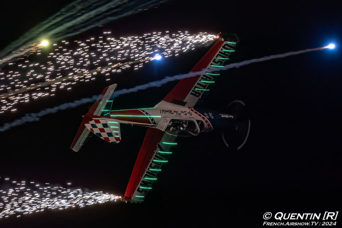 Des Aeronefs de nuit