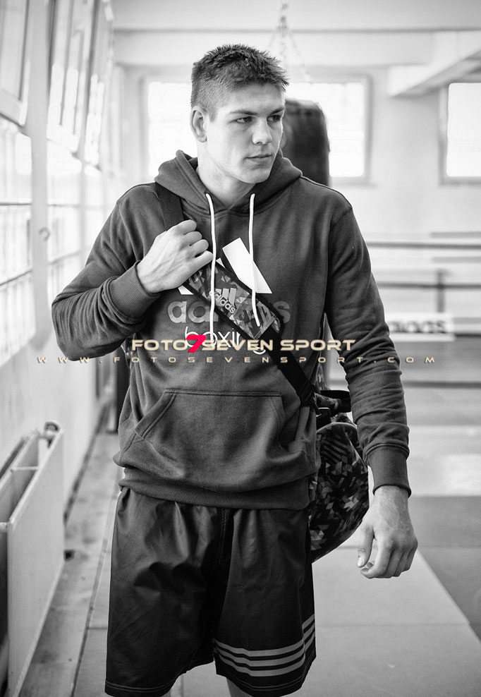 Fotoshooting mit Vincent Feigenbutz • ADIDAS MMA • SportArt3 • Foto Seven Sport • Pervin Inan-Serttas • Sportfotograf • Profiboxen • Boxfotograf