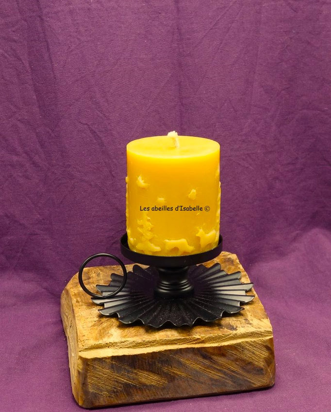 bougie pilier à motif de Nöel, en cire d'abeille récoltée dans mon rucher- www.lesabeillesdisabelle.fr