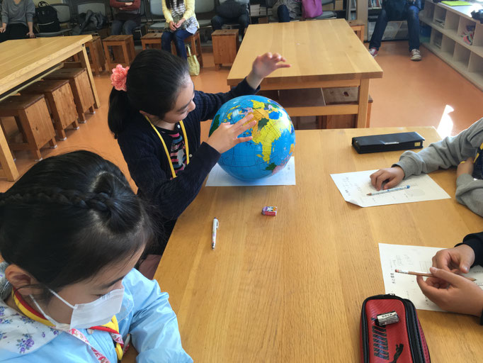 地球のどのくらいが陸地で、どのくらいが海なのかを調べました。実際の値とぴったり一致してビックリしました。