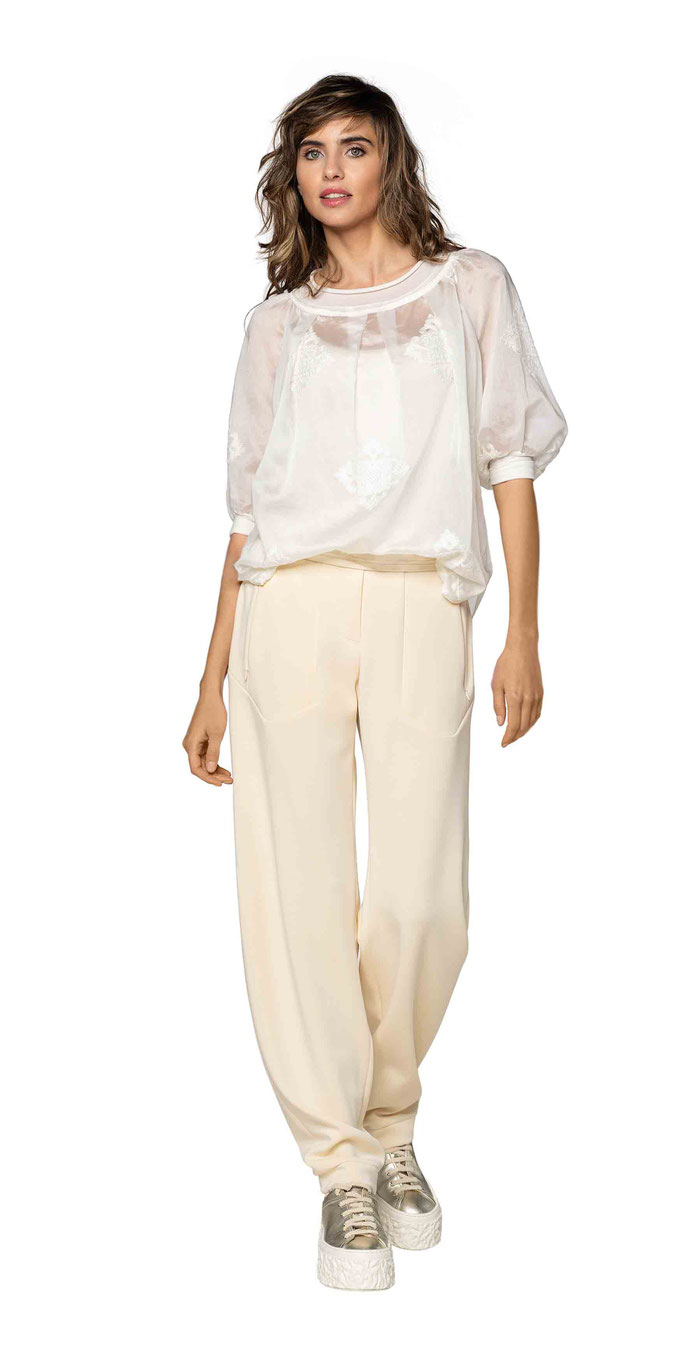 Shirt 306-17, Top 1009-103, Pants 341-7