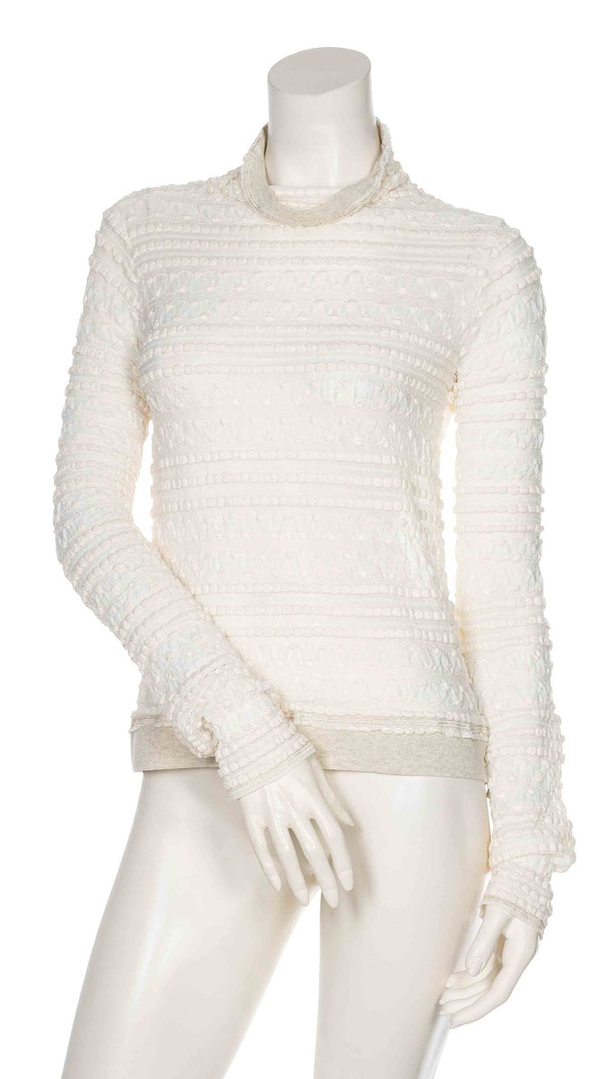 243-32 Shirt lace