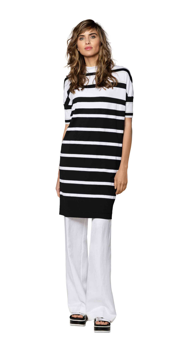 Dress 350-36, Trousers 336-33