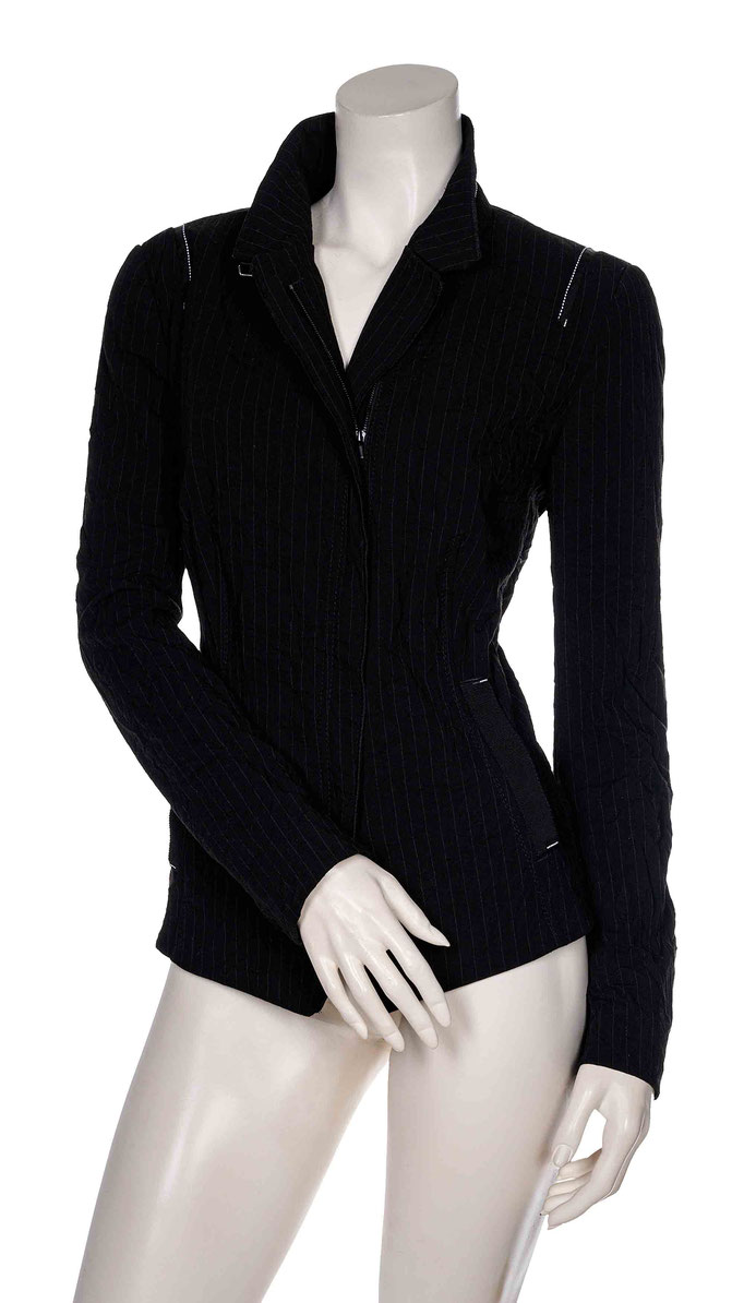 230-17 Jacket crash