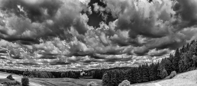 Burg Rastenberg/NÖ, Wolken, 06-2016