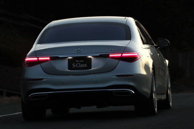 Mercedes-Benz 日本
