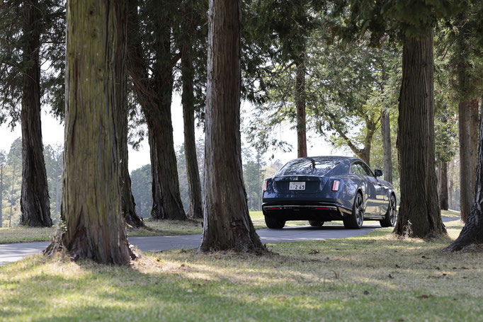 ROLLS-ROYCE MOTER CARS