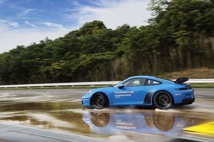 PORSCHE JAPAN