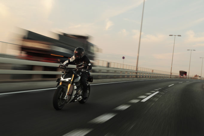 ENGINE × Ducati