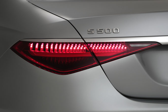 Mercedes-Benz 日本