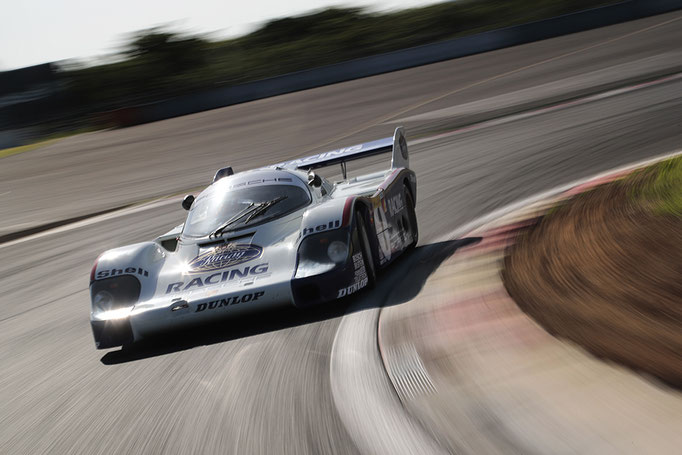 PORSCHE JAPAN