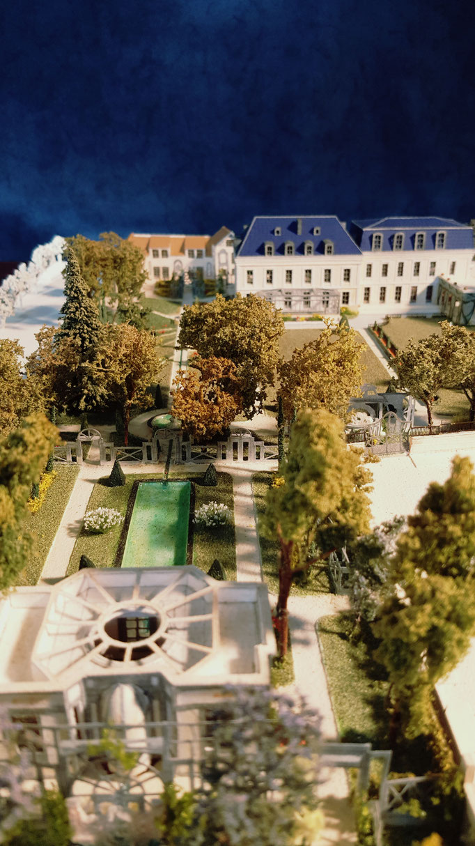 Création du parc de la Villa Trianon: Design  Hervé Arnoul. Maquette du projet  1/200 éme.