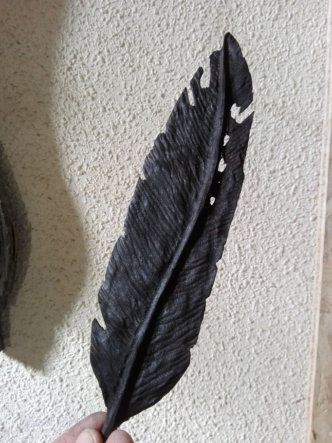 Petites plumes d'Icare Hauteur 32 cm Iroko calciné