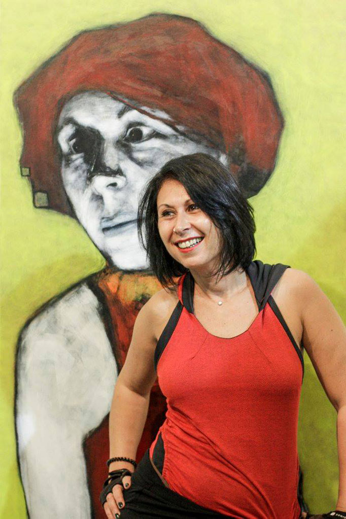 Fred with her portrait, Inauguration, 'Broken Flowers', Solo show, Artevistas Gallery, Barcelona, Spain, 06 2017.  Foto by ©@ Hannah Woolf