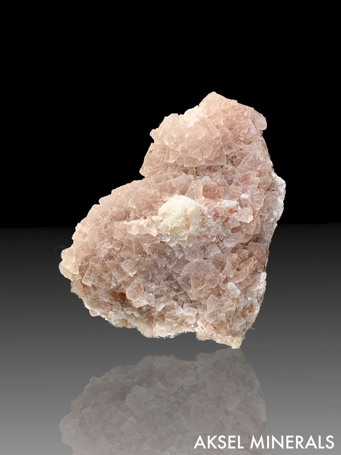 AM364 - Fluorite sur Fluorite et Quartz - De'an Mine, Wushan, De'an Co., Jiujiang, Jiangxi, Chine - 105x90mm