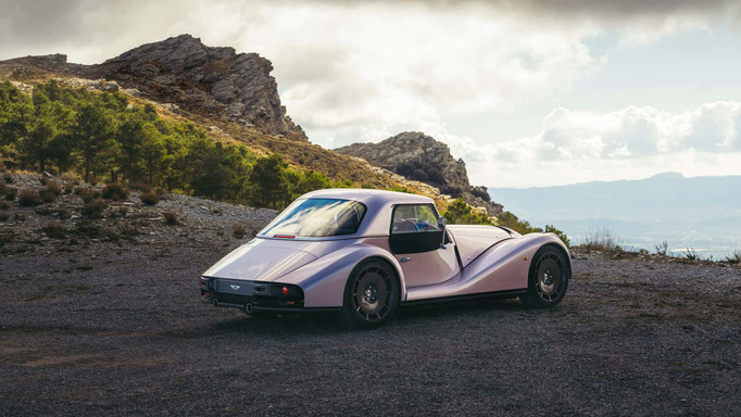 Supersport mit fließendem Hardtop