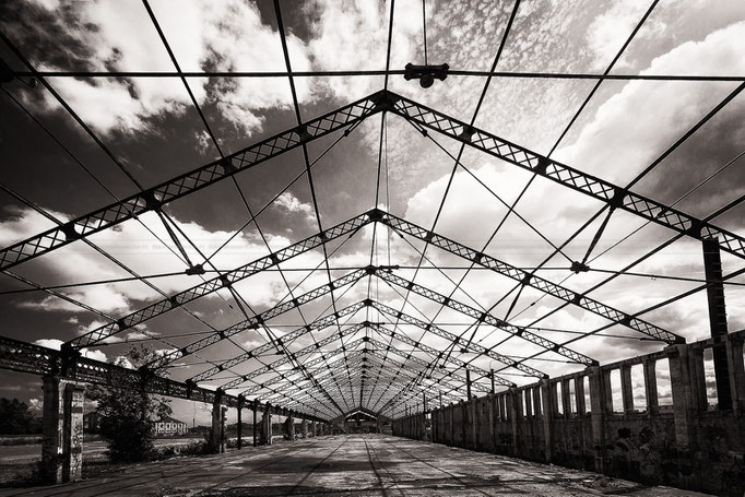 Hangar Bordeaux Bastide Pierre Le Corre