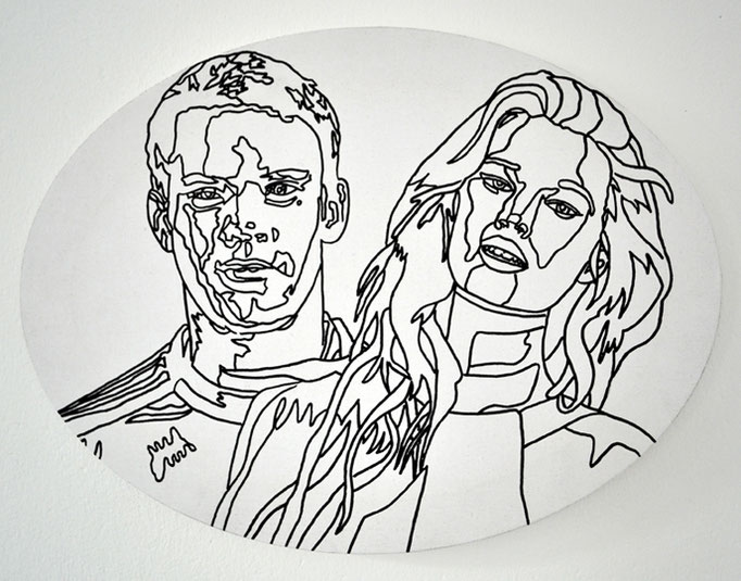 "Manuel & Toni 2", 2016, oval (30x40 cm), Edding auf LW