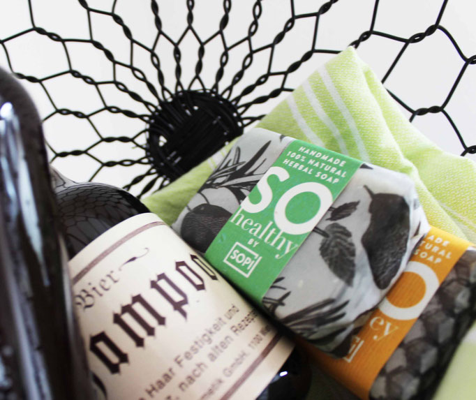 7 4 17 Waschbaren Fensterln Vocklabruck