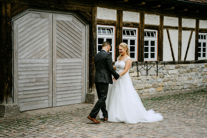 Fotograf aus Wien Schwechat - First Look Brautpaarshooting
