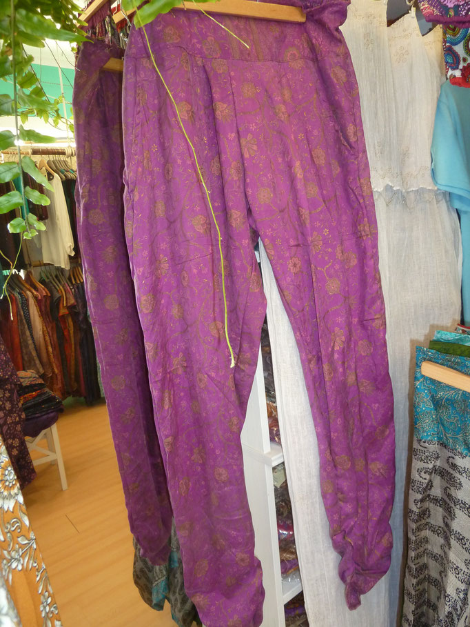 Puja trousers ( free size )