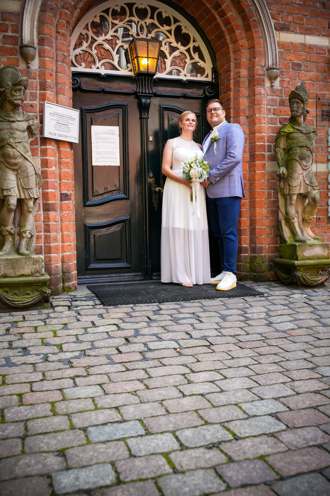 glücklich verheiratet auf Schloss Bergedorf Hamburg