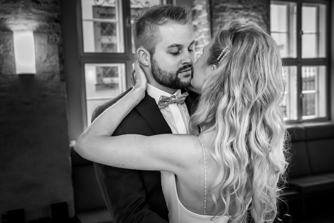 Brautpaar im Standesamt