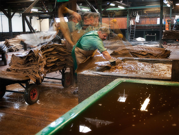 Die Häute werden gewaschen.