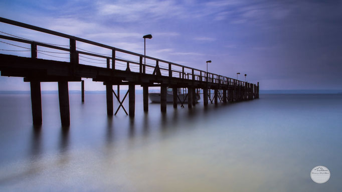 Bild: Bodensee Steg in der Nähe von Hagnau; www.2u-pictureworld.de