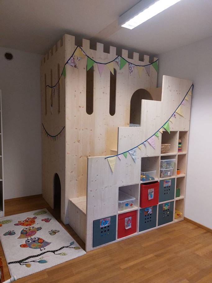 Spielturm