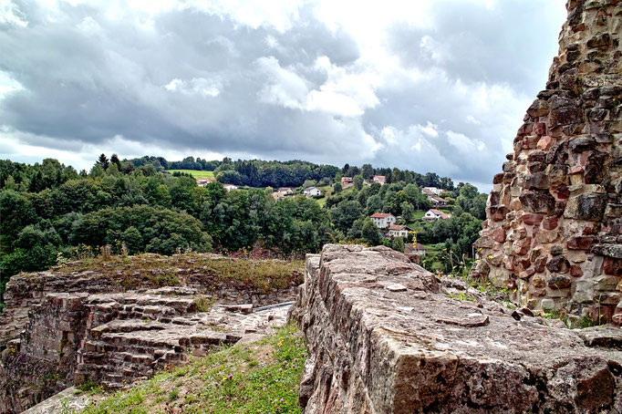 les Murailles et la Forteresse du Chateau 