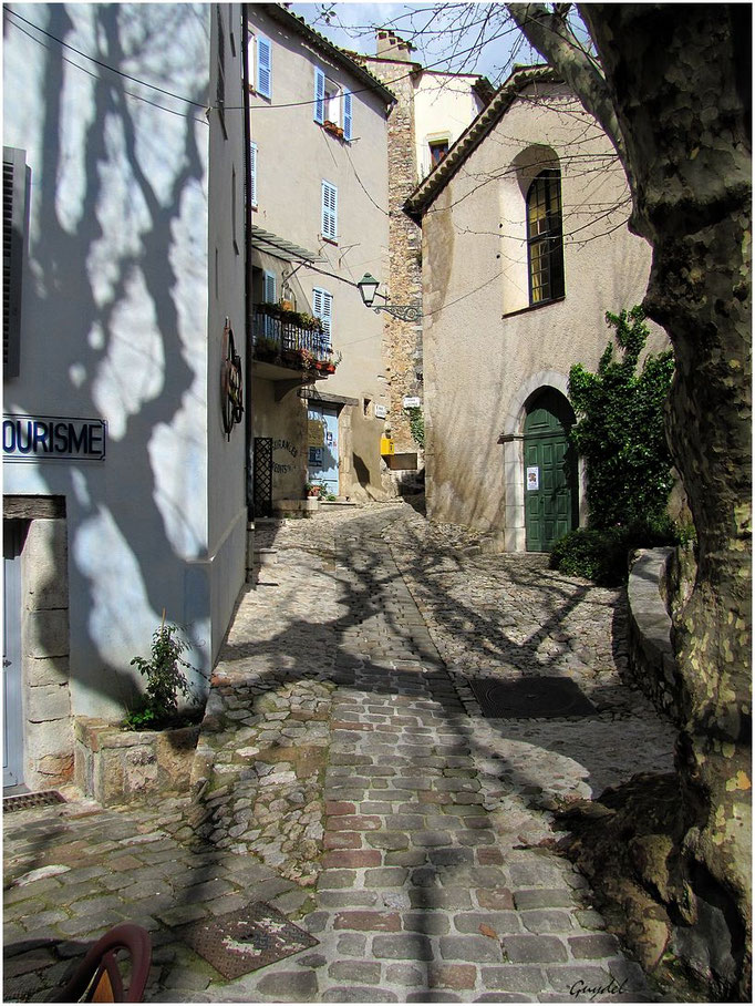 La rue de l'église