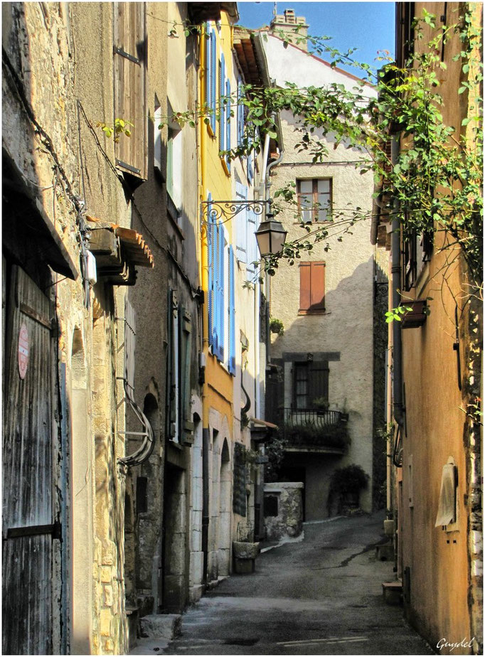 La Rue du Rastel