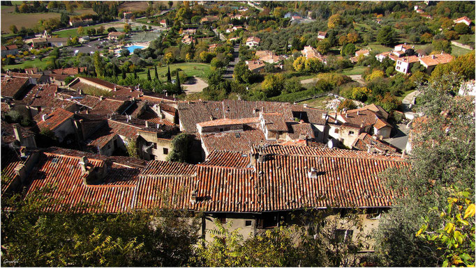 Par dessus les toits ... depuis la Tour de l' Horloge