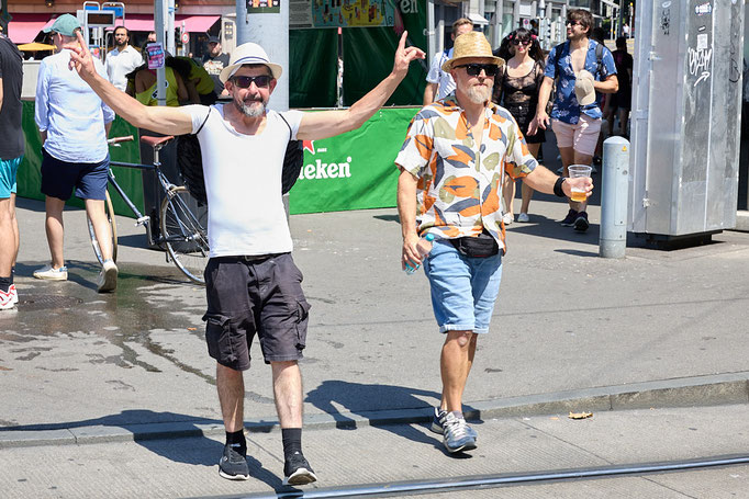 Steetparade 2025-  Motto «Live Love, Love Life