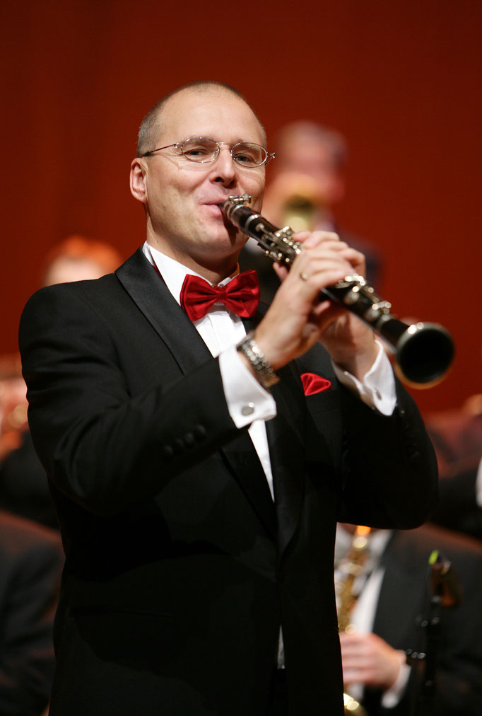 Engelbert Wrobel Solo-Clarinet KING OF SWINg ORCHESTRA