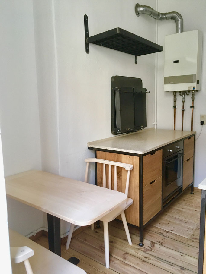 Ahorn Tisch Mittelfuß Stahl Terrazzo Arbeitsfläche Hinstellküche 