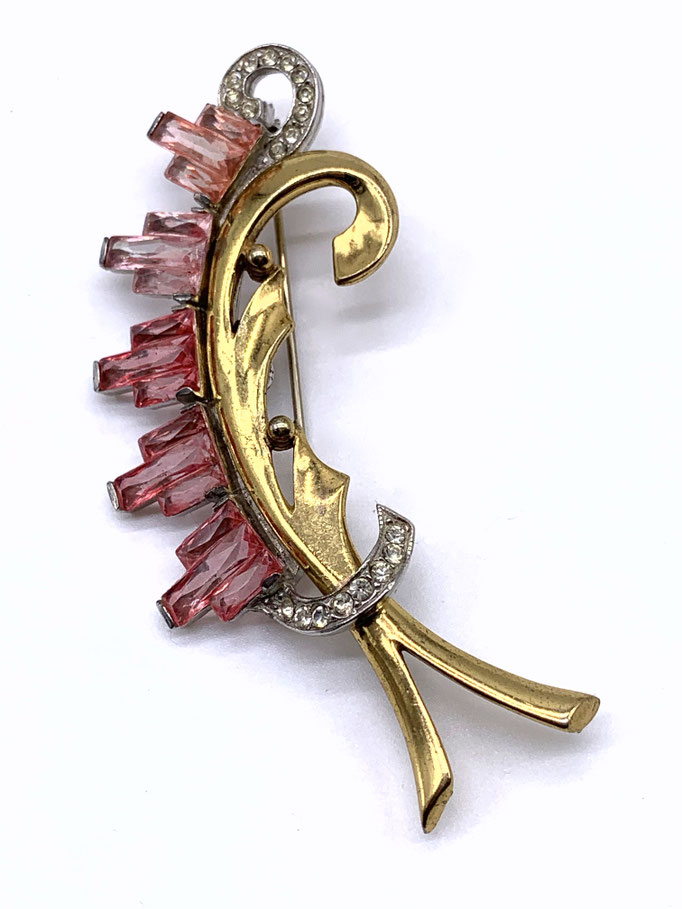 Harmonious Deco design of a leaf or feather with a pink stone blossom and sparkling diamond rhinestones- Large Statement design-Art.341/7