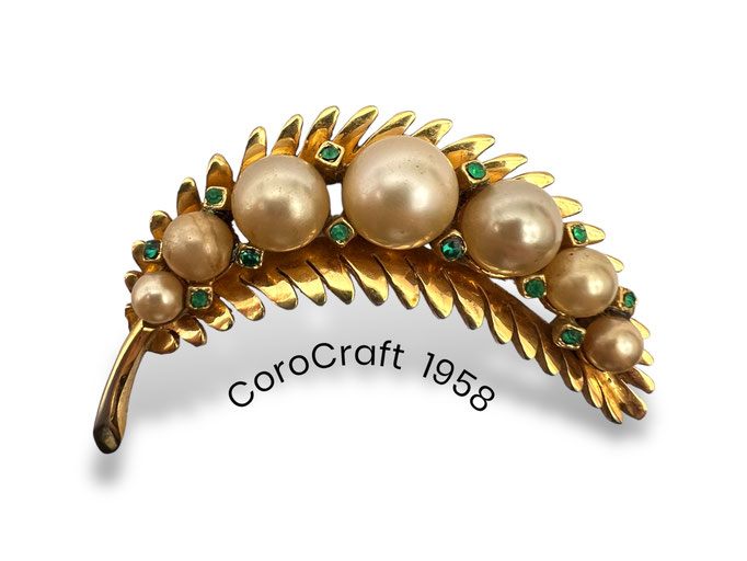 COROCRAFT elegant golden leaf w/pearls and green Rhinestone Brooch - lovely designer jewelry -art.88/7