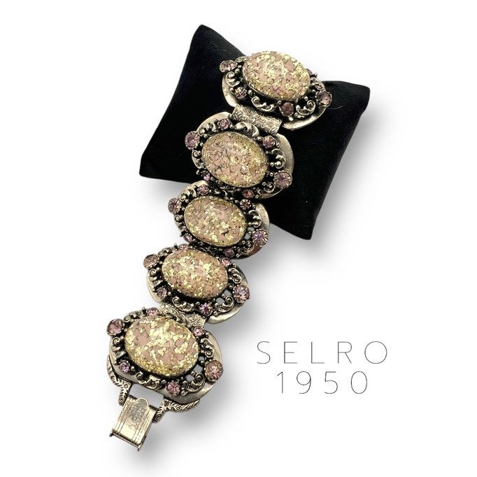 Dramatic Selro Lucite Confetti Cabochon Rhinestone Panel Link Bracelet -- Art.635/7