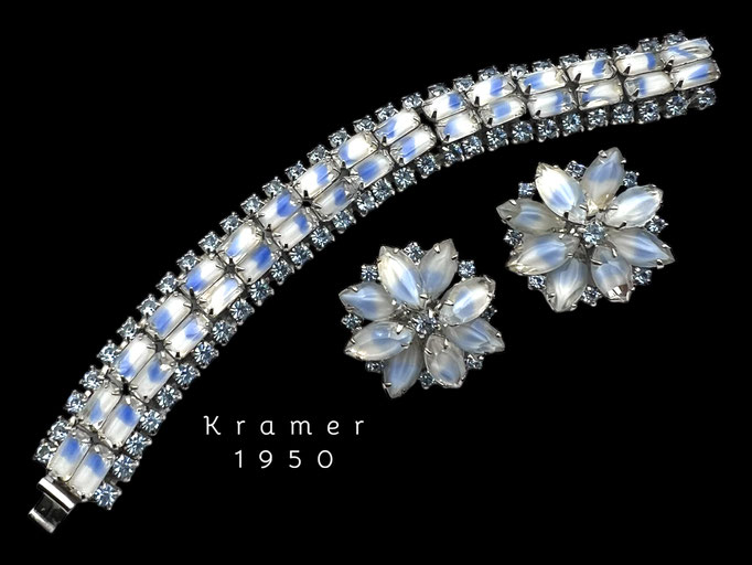 Kramer Vintage blue/white Givre Glass Cabochons rhodium silver Atomic Bracelet and Earrings set - art.323/7