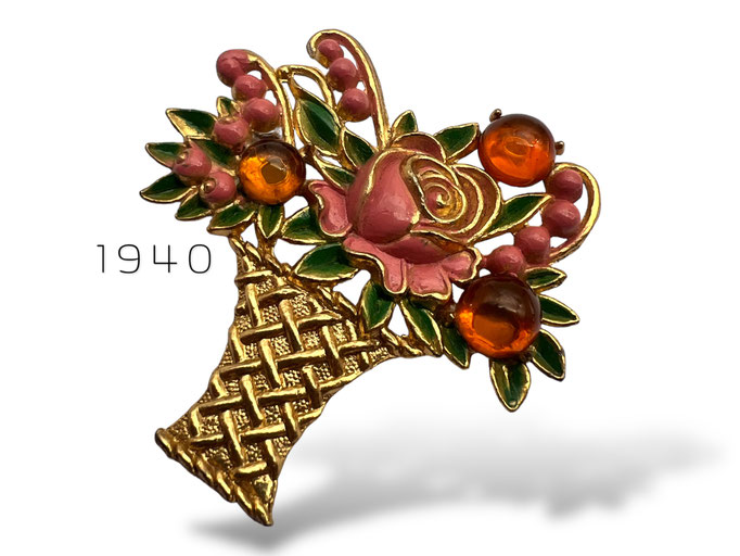 Vtg sweet 1940 Floral Basket pin - enameled flowers & leaves with glass cabs into a nice gold basket-art.184/7