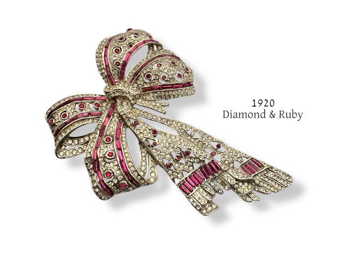 Deco Amazing huge Bow faux Diamond and Ruby Brooch - showy and bold fantastic ribbon bow design in total shine -Rare & Unique -Art.440/7