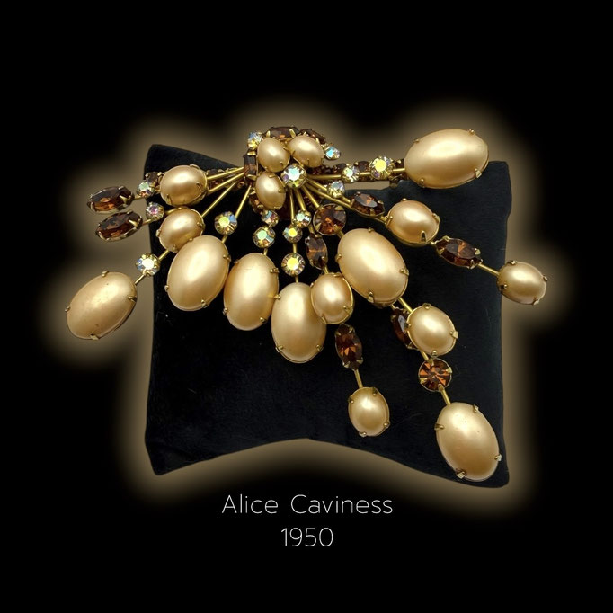 Rare Alice CAVINESS awesome spray brooch, elaborately design enriched with pearls AB rhinestones -Art.655/7