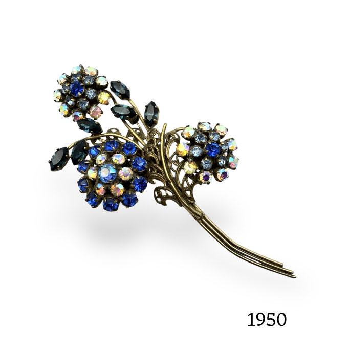 Wonderful large spray bouquet brooch - elegant blue tones accentuated by AB sparkling stones set on a ancient gold tone-rare piece- Art.85/5