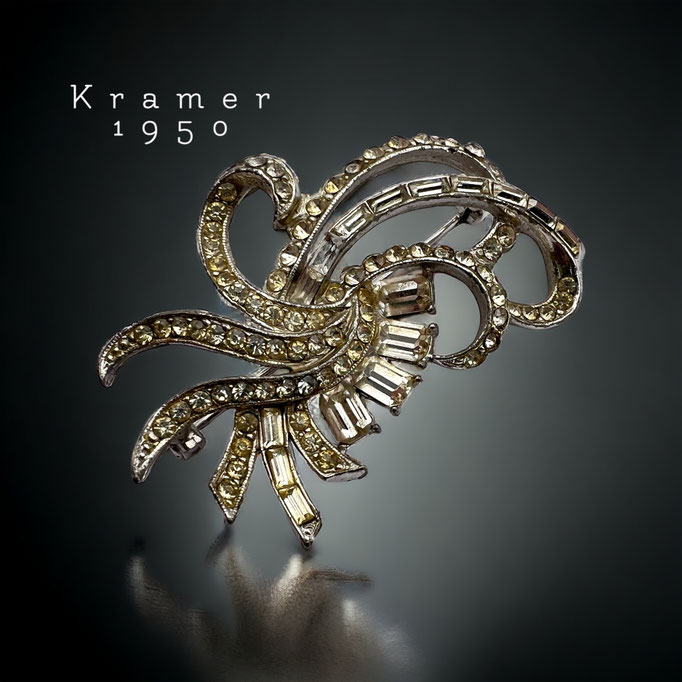 KRAMER of NEW YORK "The Diamond Look" bow/ribbon Brooch - elegant diamante design - Rare High End Kramer - Art.143/7