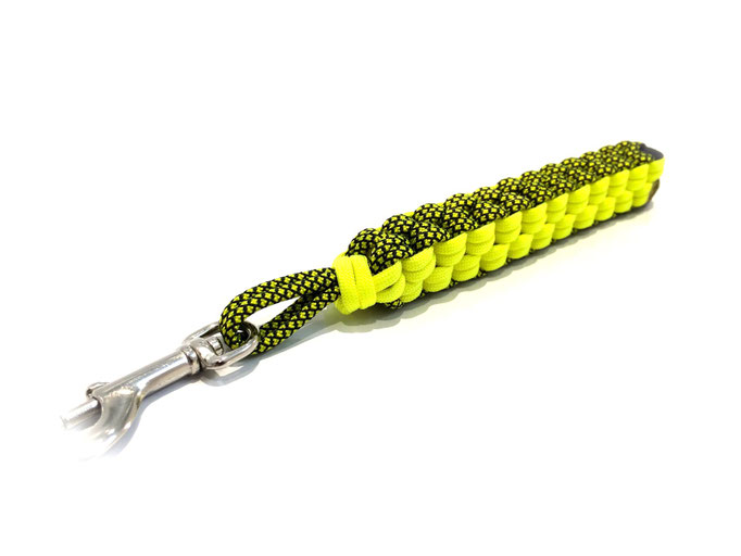 Neon Yellow Diamonds / Neon Yellow