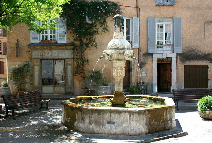 Fontaine de la place de la mairie