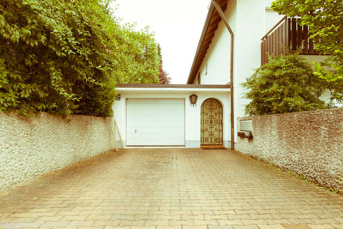 Serie Architekturfotografie "1200 Garagen Menzing", Fotograf: Klaus D. Wolf, München